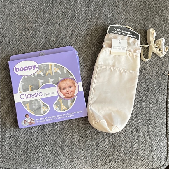 Boppy Other - Boppy Classic Slipcover (Giraffes) & Cream Bottle Holder